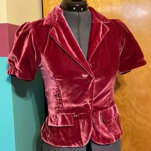 Short sleeve fitted velvet peplum blazer size xs